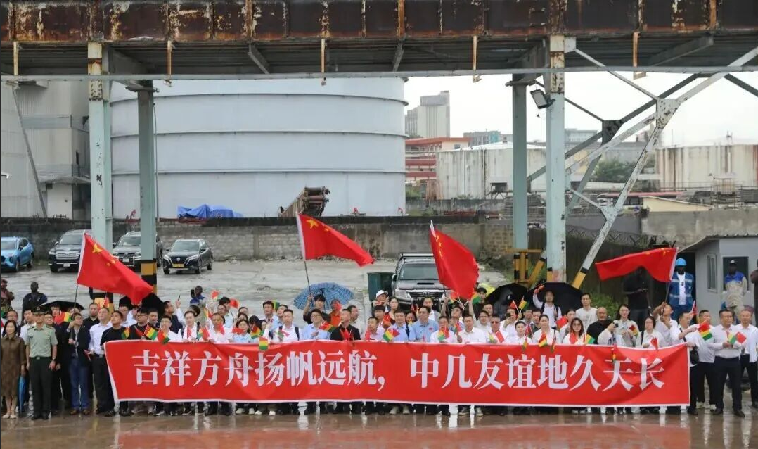火星语盟助力“吉祥方舟”医院船访几内亚医疗服务，架起跨国医疗沟通桥梁
